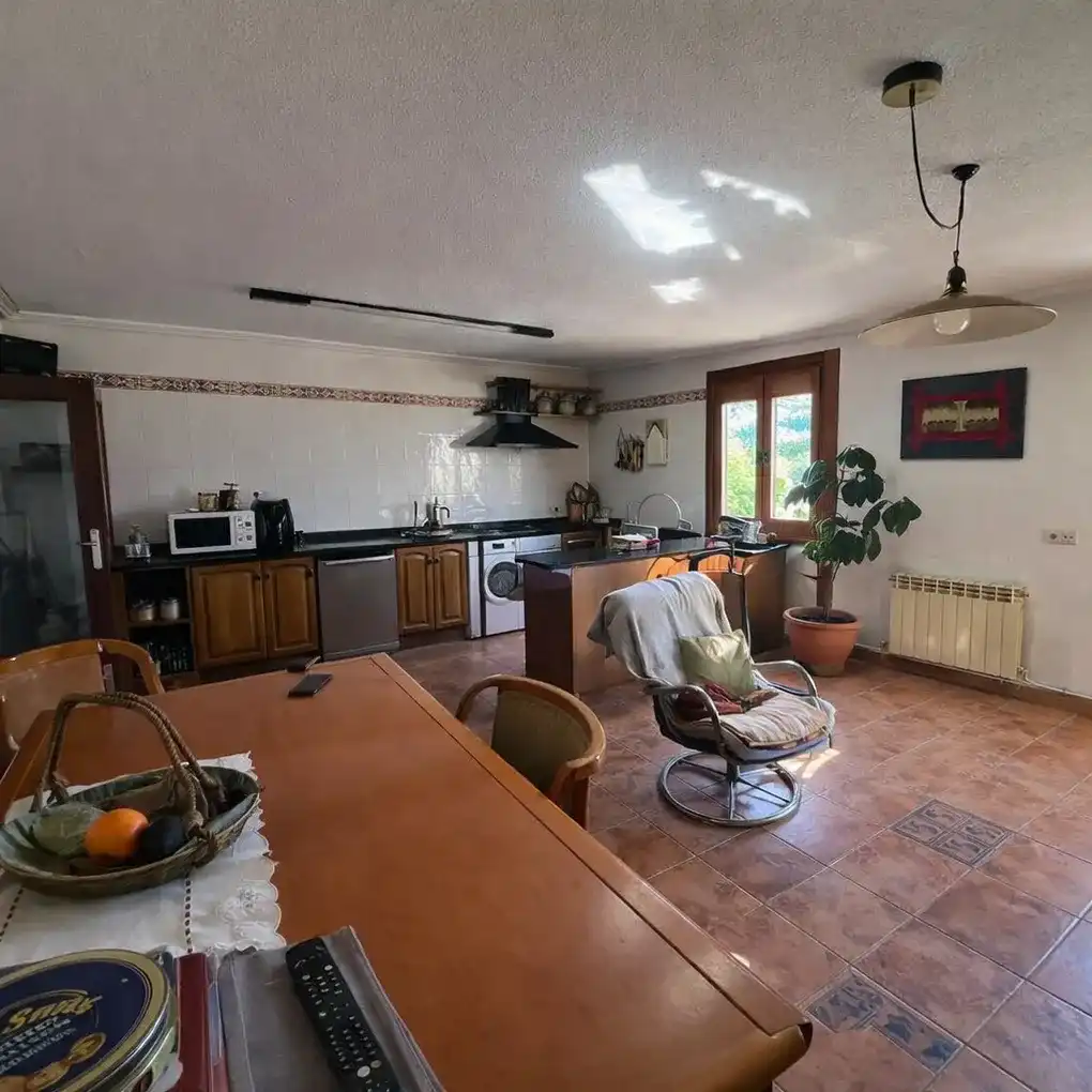 Cuina de Casa o xalet en venda en Añana amb Calefacció, Jardí privat i Traster