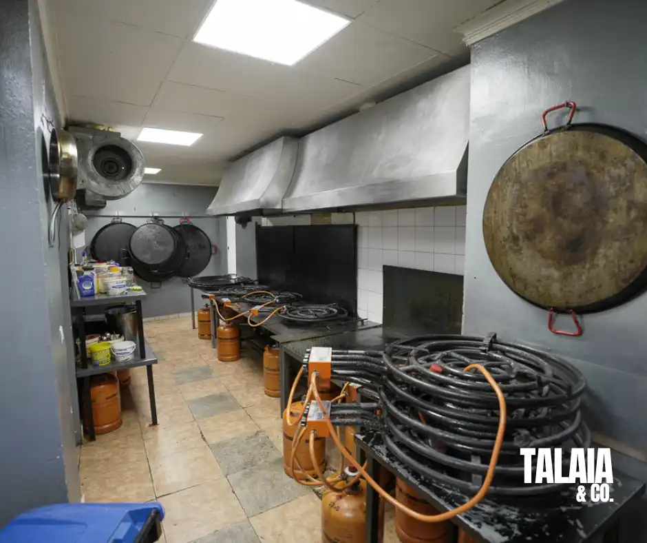 Business premises for sale in Carrer Beniparrell, imagen 6