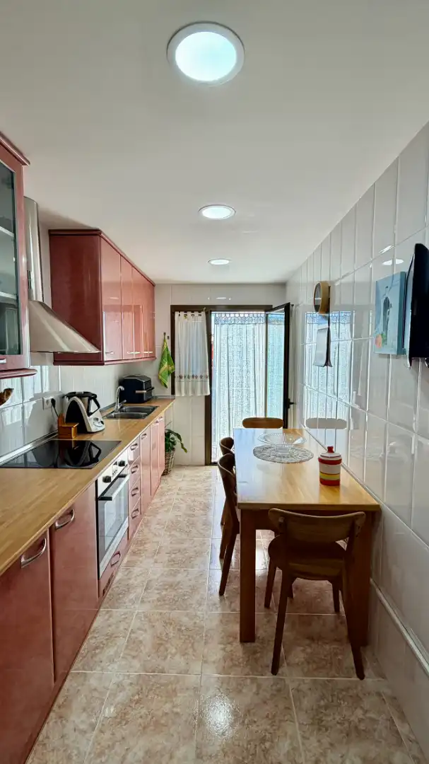 Cocina de Casa adosada en venta en Palau-saverdera con Aire acondicionado, Calefacción y Jardín privado