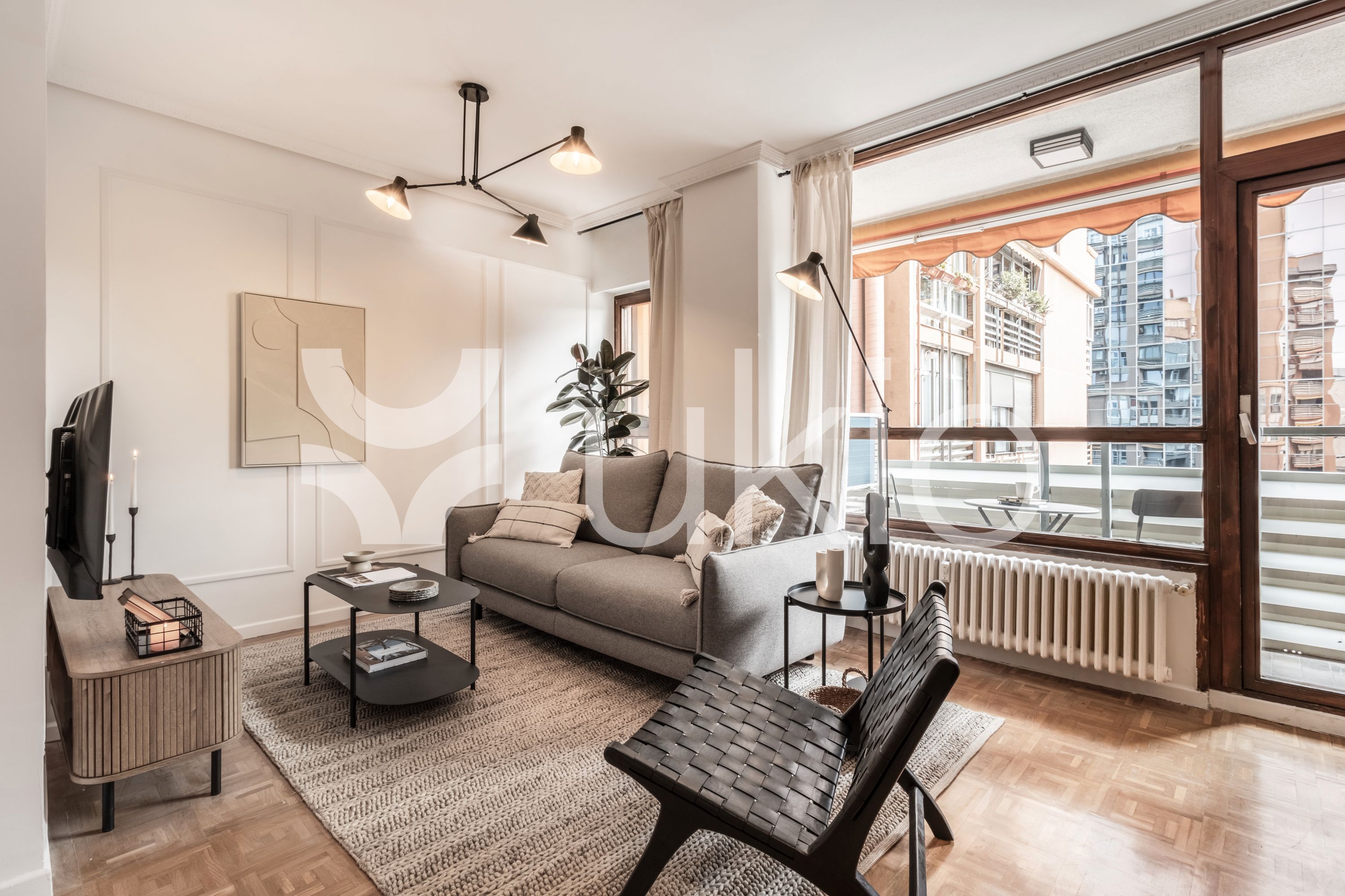 Living room of Apartment to rent in  Madrid Capital  with Air Conditioner, Heating and Furnished
