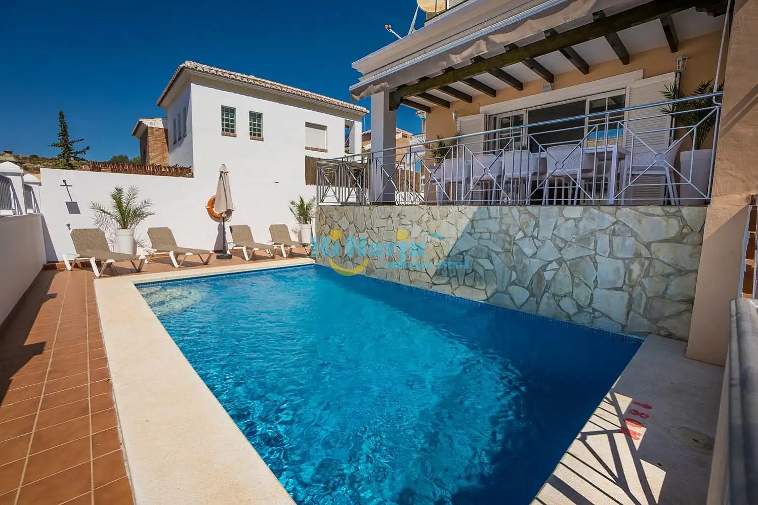 Chalet con piscina en venta en Centro