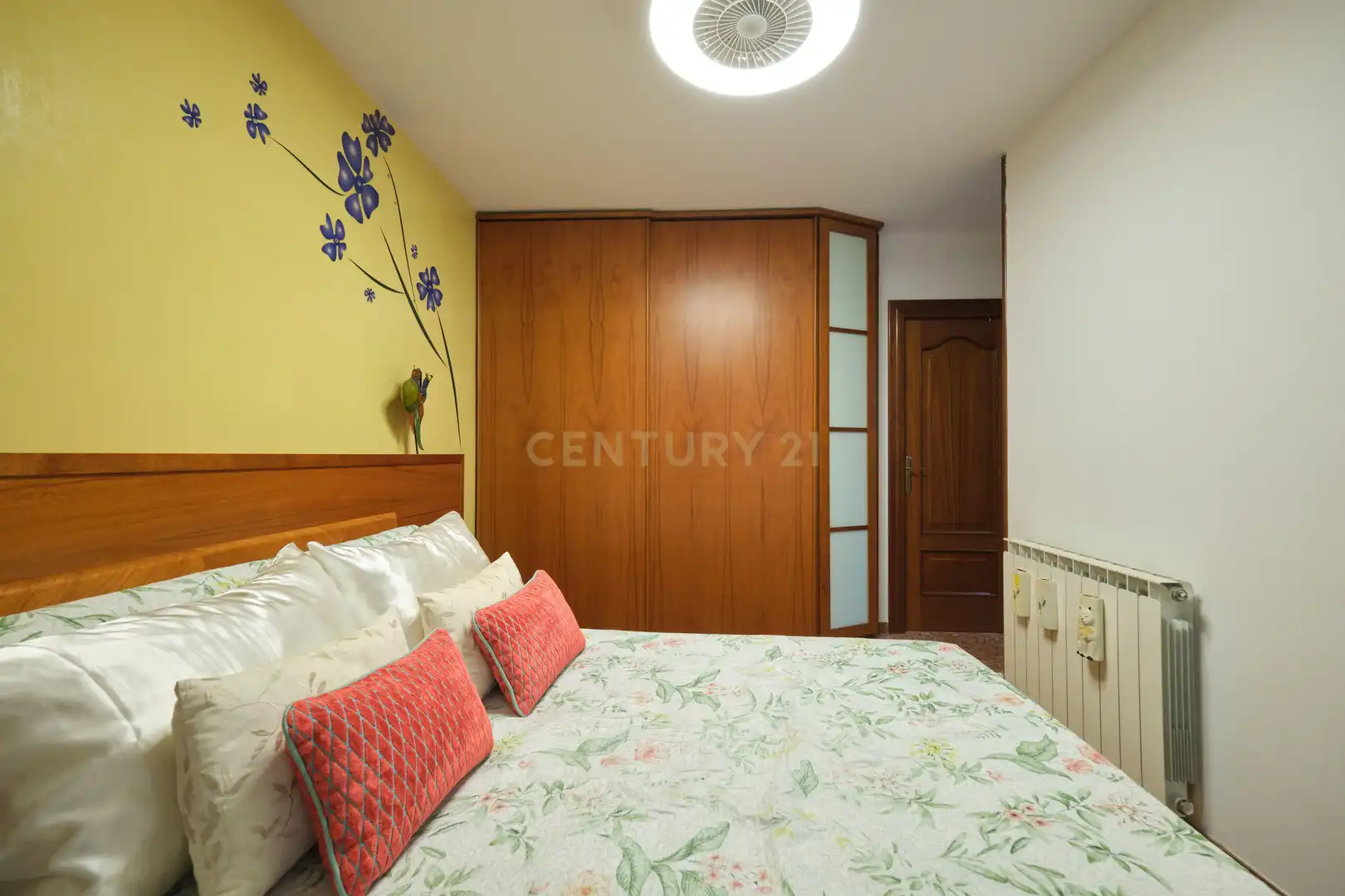 Habitación de Apartamento en venta en Sant Boi de Llobregat con Trastero