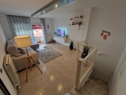 Living room of Attic for sale in Cornellà de Llobregat  with Air Conditioner, Terrace and Balcony