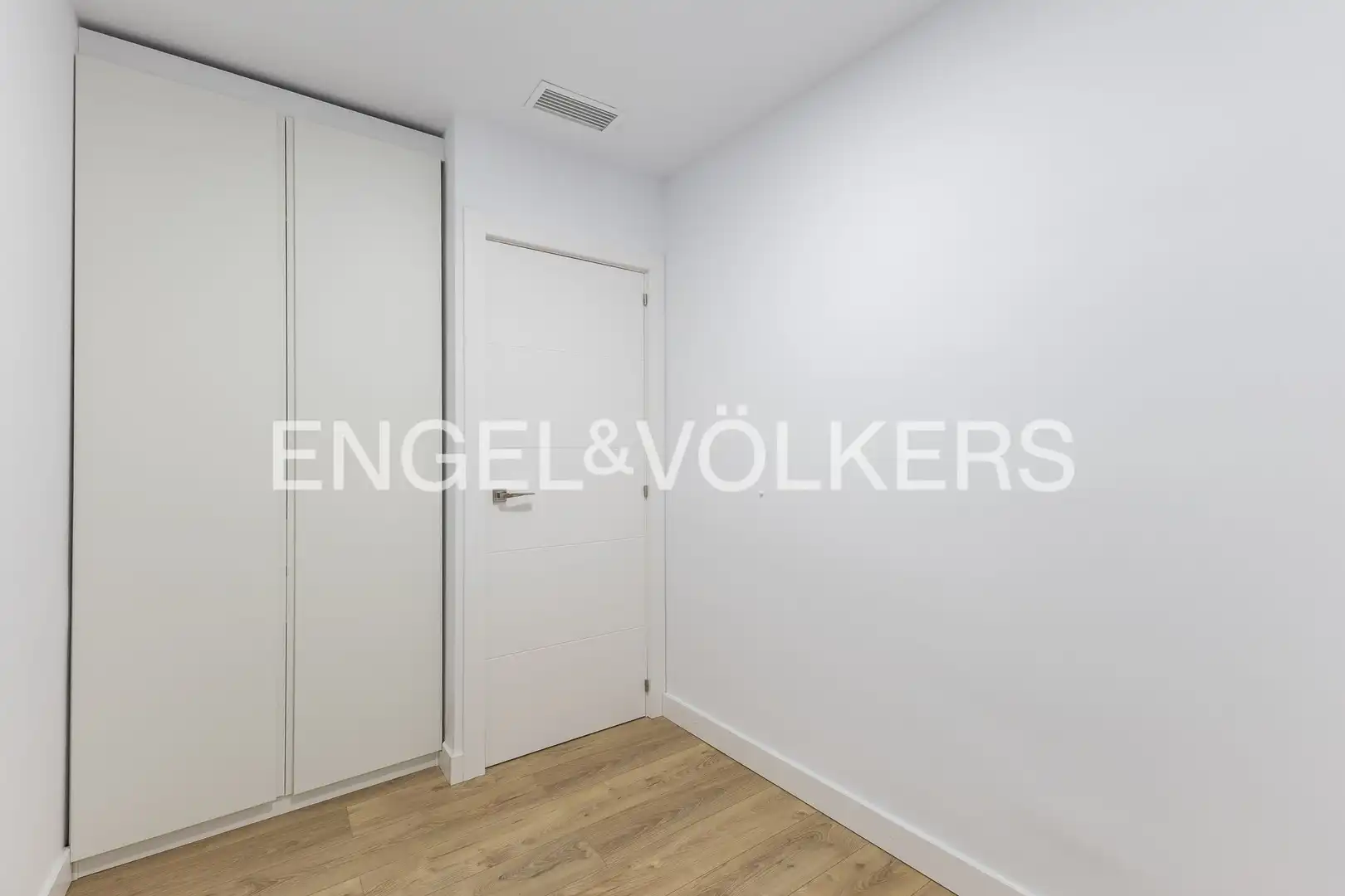 Piso de alquiler en Barcelona con Aire acondicionado y Calefacción