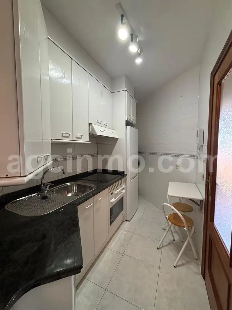 Wohnung zur Miete in Calle MORENA, Girón