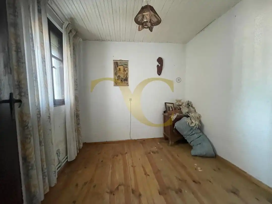 Dormitori de Casa o xalet en venda en Parres amb Calefacció, Jardí privat i Traster