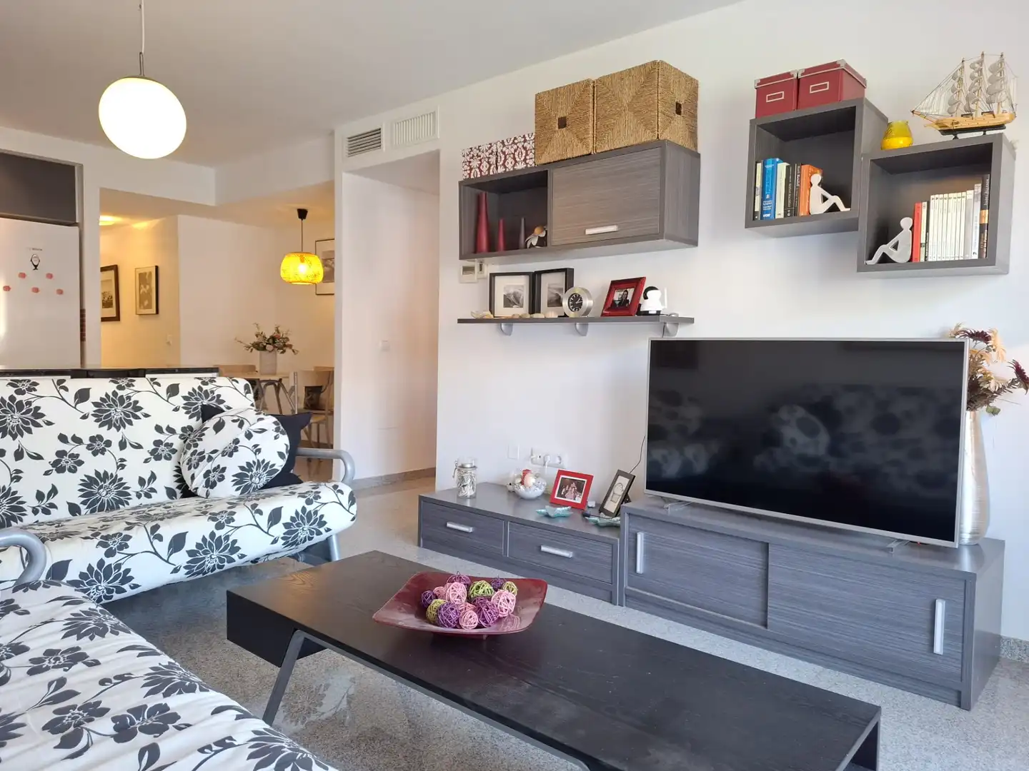 Living room of Flat for sale in Lújar  with Terrace and Furnished