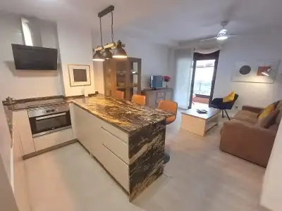Mini appartamento con piscina in affitto a Poniente-Sur