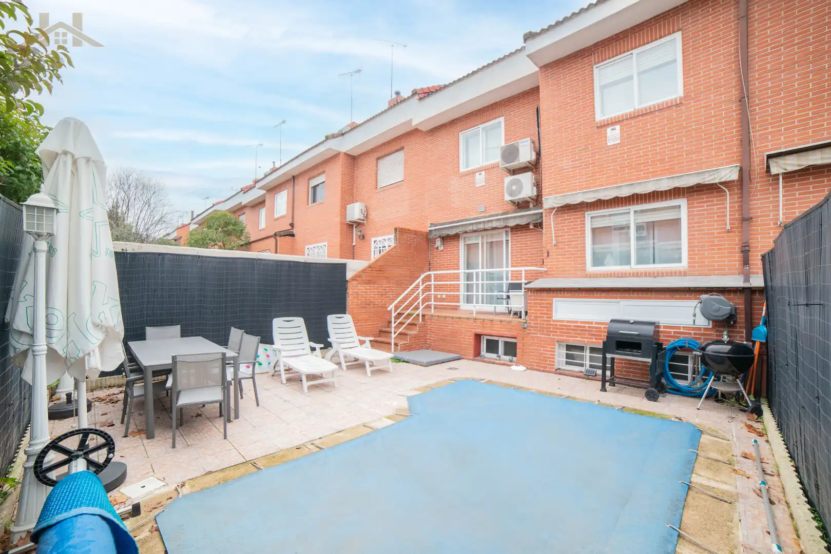 Jardí de Casa o xalet en venda en Alcorcón amb Aire condicionat, Calefacció i Jardí privat