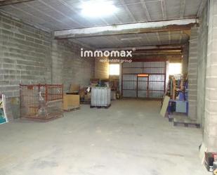 Industrial buildings for sale in Caseres