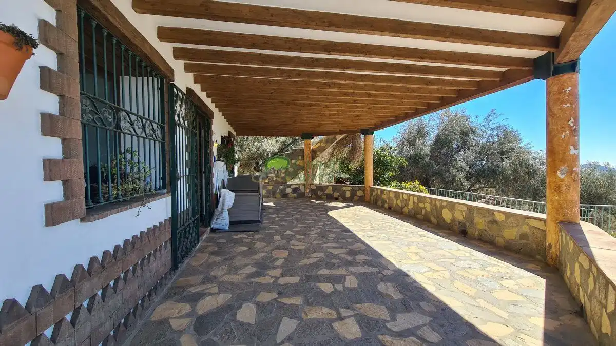 Terrassa de Finca rústica en venda en Canillas de Albaida amb Aire condicionat, Calefacció i Jardí privat