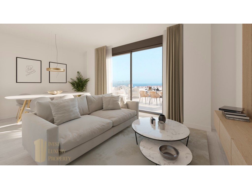 Dormitori de Apartament en venda en Estepona amb Aire condicionat, Terrassa i Piscina comunitària