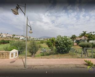 Vista exterior de Residencial en venda en Estepona