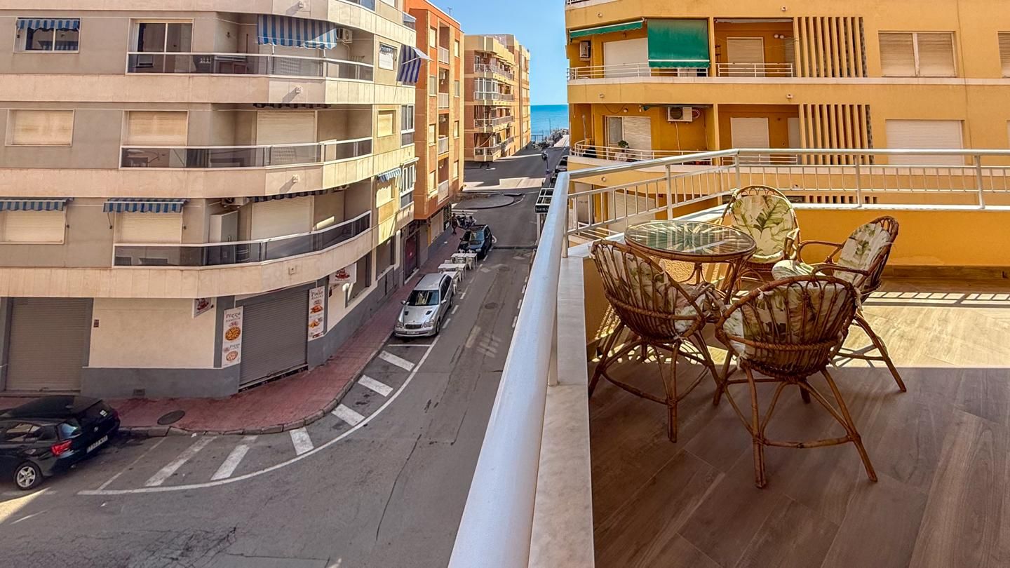 Exterior view of Flat for sale in Torrevieja  with Terrace and Furnished