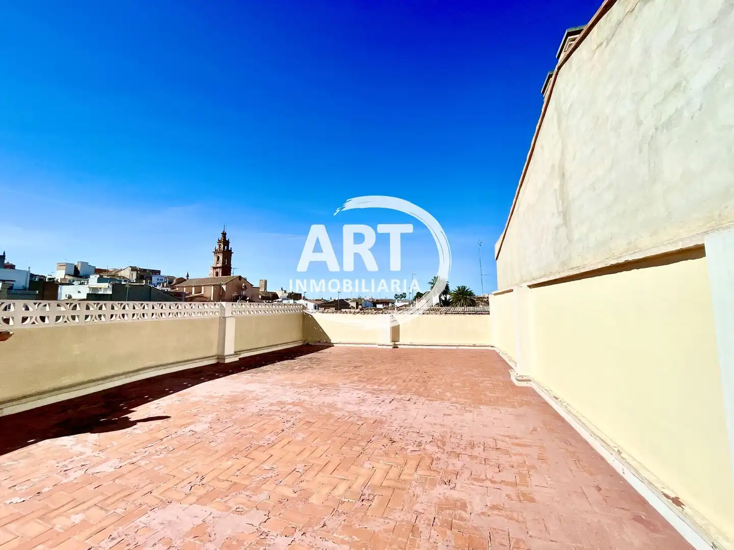 Casa adosada en venda a Trinquet, Centro