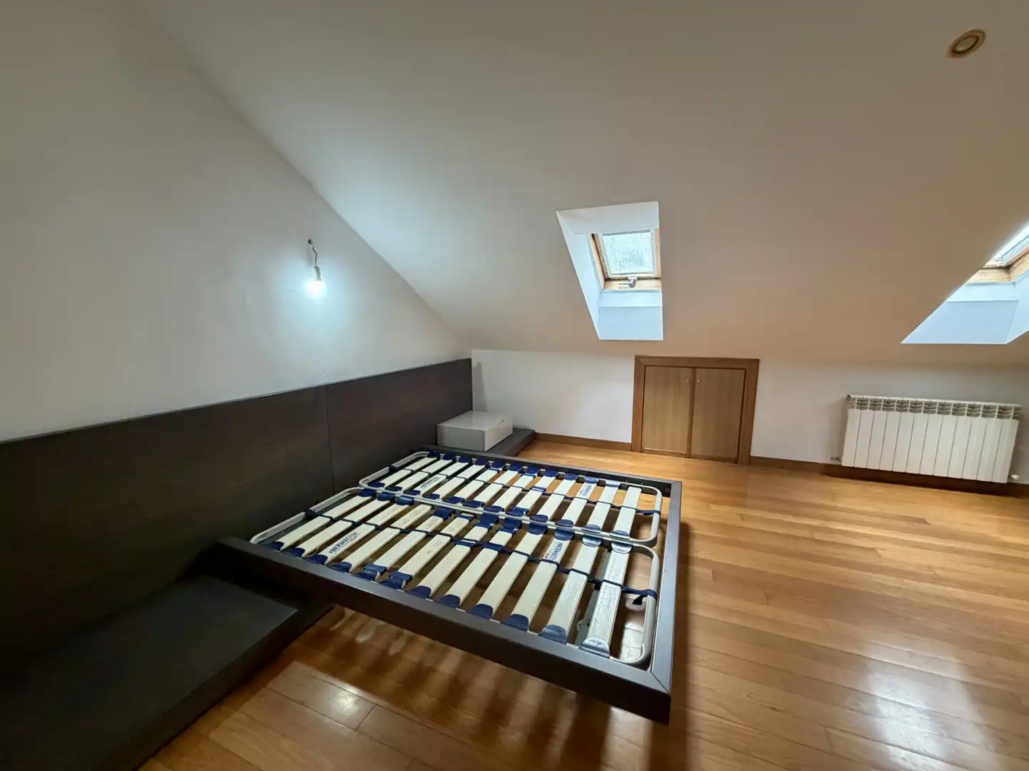 Einfamilien-Reihenhaus zum Verkauf in Camargo mit Heizung, Privatgarten und Terrasse