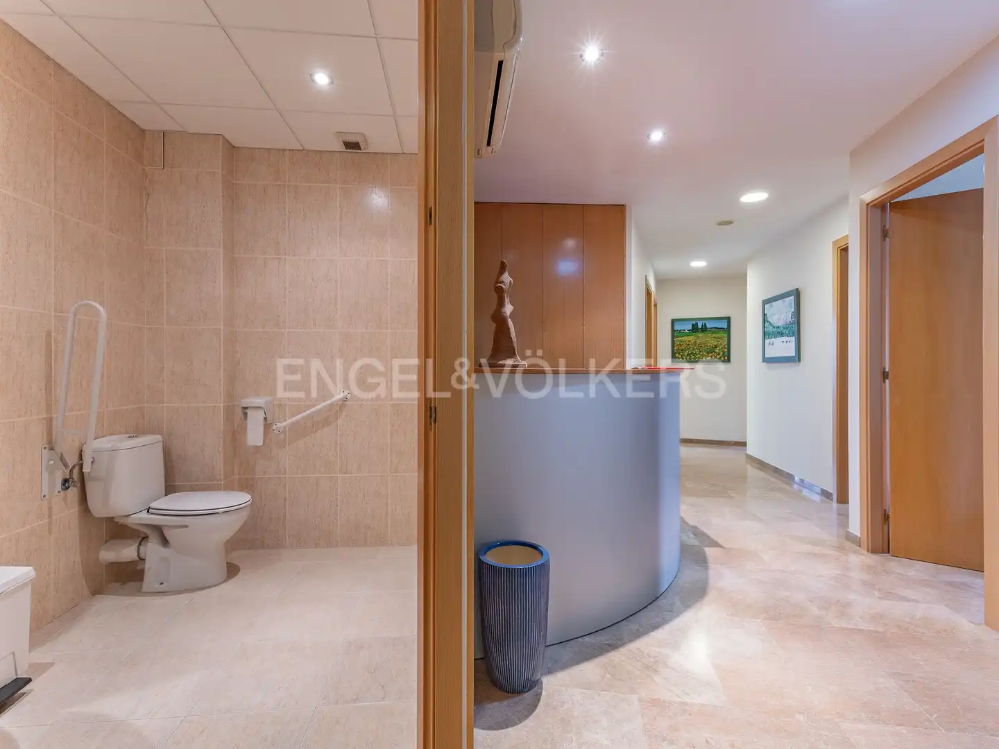 Flat for sale in Manresa  with Air Conditioner, Heating and Balcony