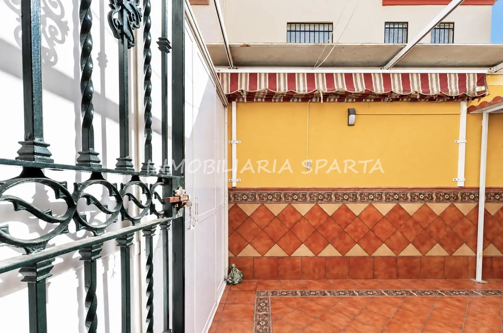 Terrassa de Casa adosada en venda en Santiponce, Sevilla
