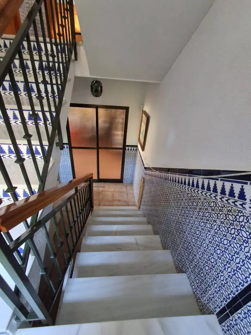 Haus oder Chalet zum Verkauf in Loja mit Heizung, Privatgarten und Terrasse