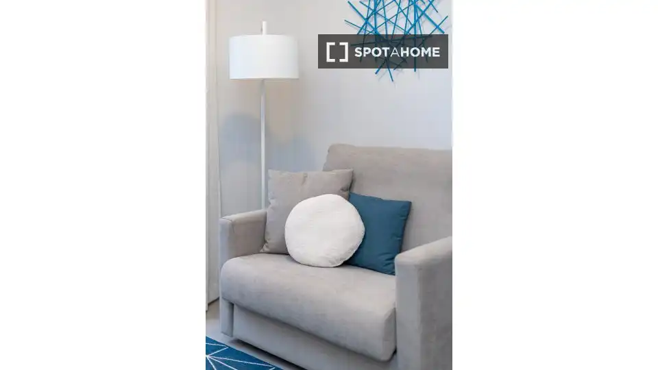 Habitación de Piso de alquiler en Valencia con Aire acondicionado, Calefacción y Amueblado