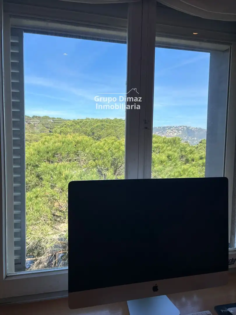Ático en venta en Sant Feliu de Guíxols con Calefacción, Terraza y Piscina