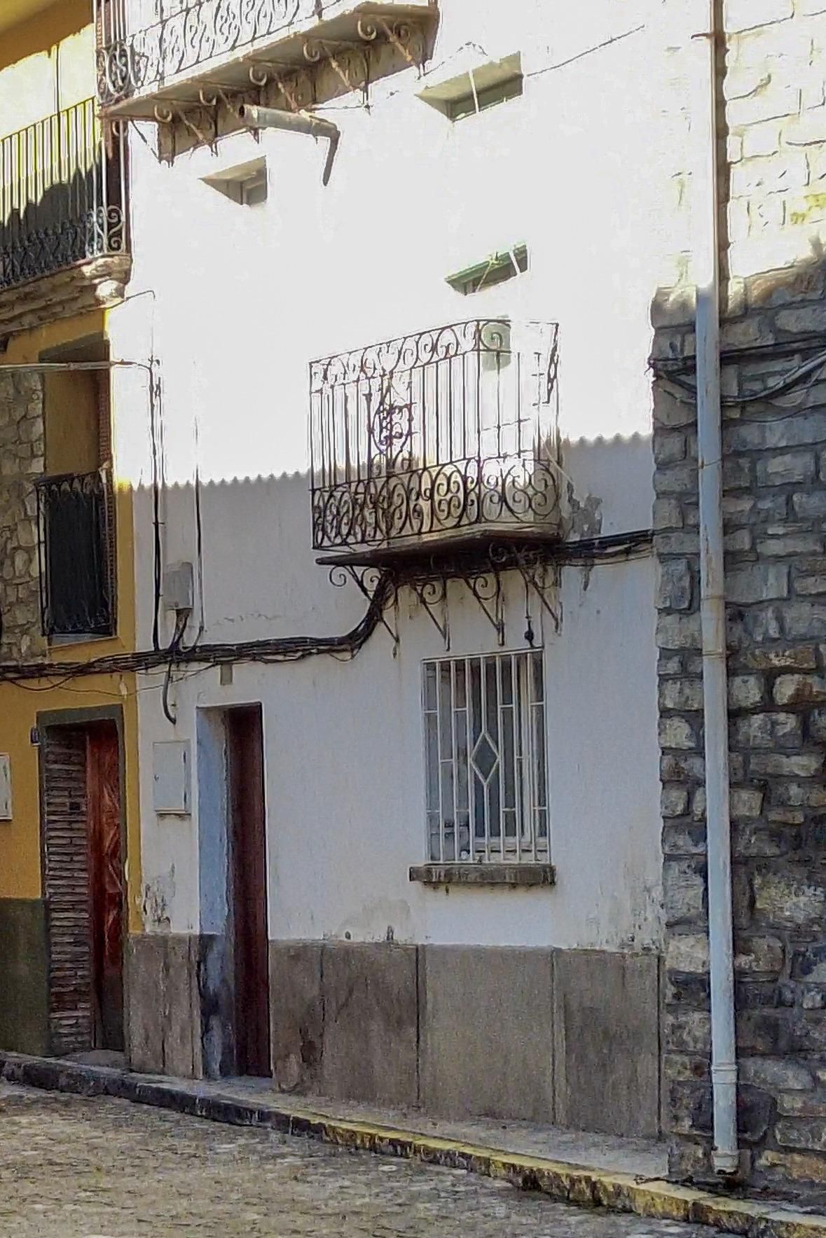 Vista exterior de Casa o chalet en venta en Biescas con Balcón
