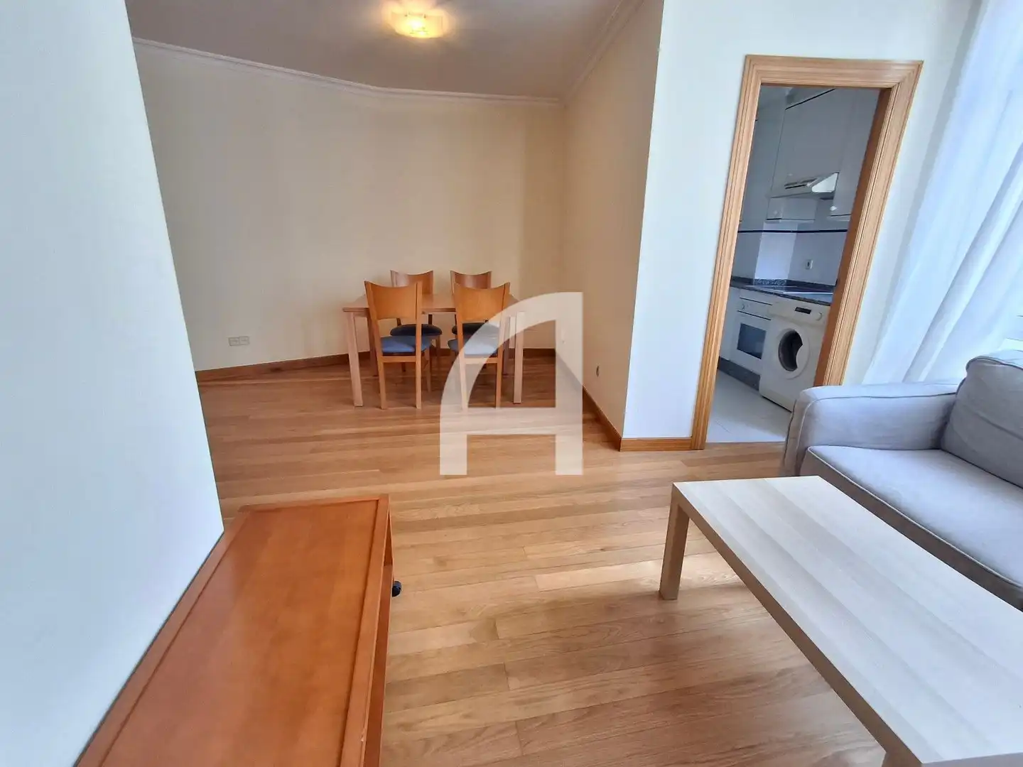 Living room of Flat for rent in Vigo   with Heating, Parquet flooring and Furnished