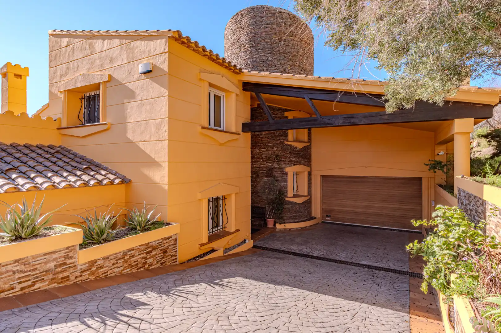 House with pool for sale in Carrer Anglaterra 196, imagen 11