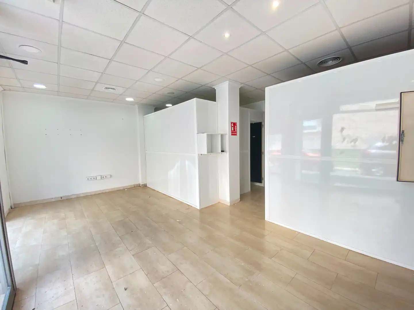 Local en venta en Bétera con Aire acondicionado