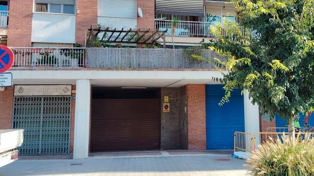 Garaje en Alquiler en  PASEO LA RAMBLETA, 15 en Sant Adriá Nord