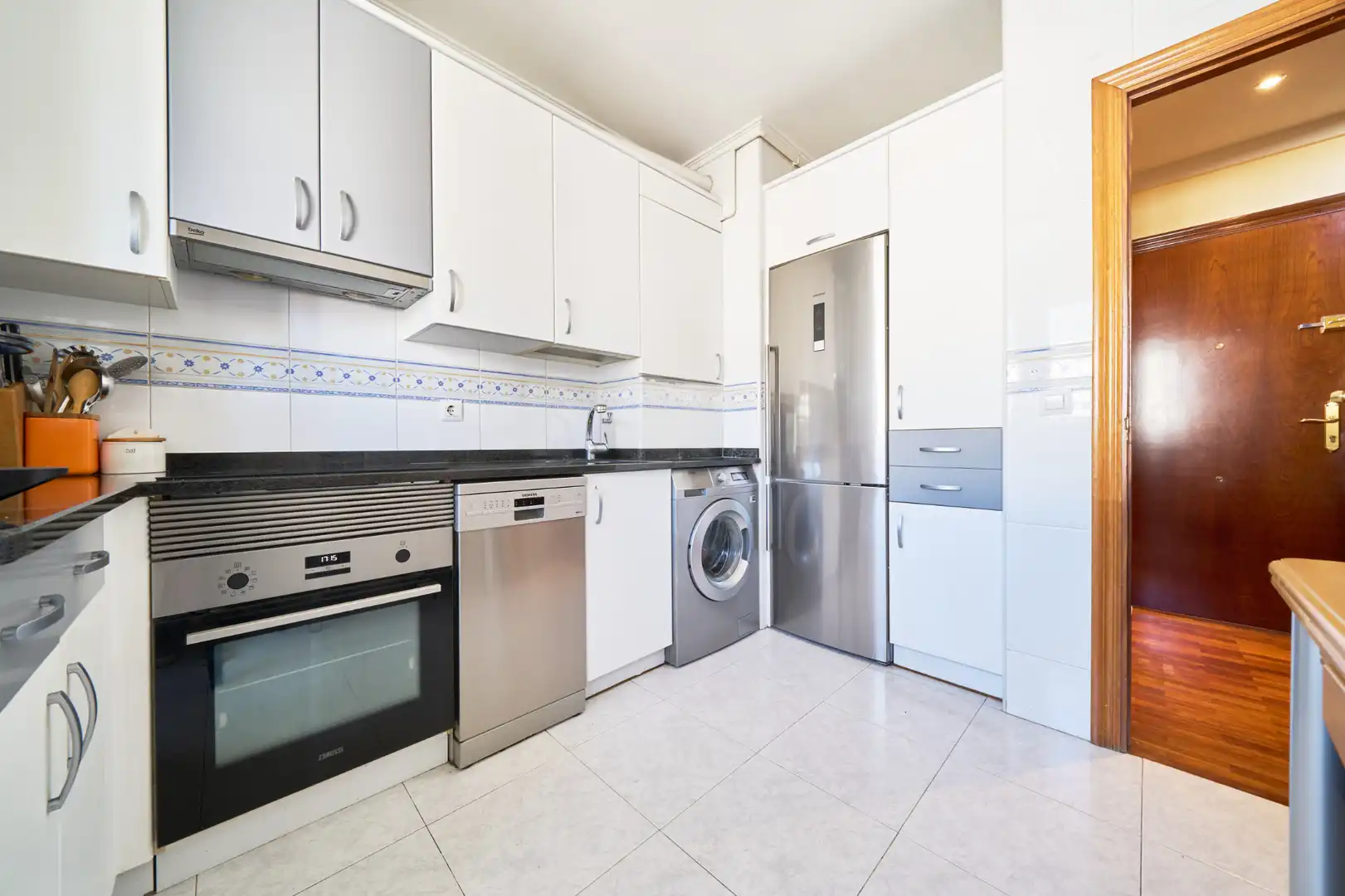 Cocina de Dúplex en venta en Vitoria - Gasteiz con Terraza, Trastero y Amueblado