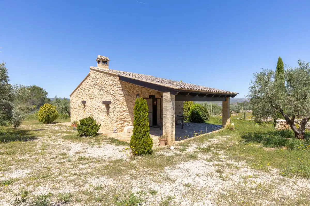 Houses for sale in PL POLIGONO 2 7 Polígono, Navarrés