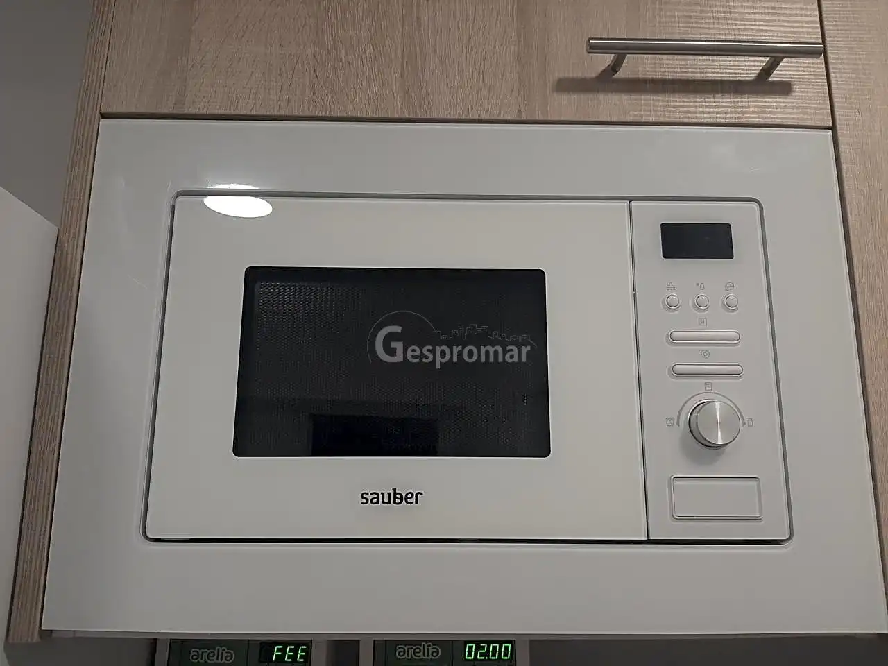 Kitchen of Flat for share in Madrid  with Air Conditioner, Heating and Furnished