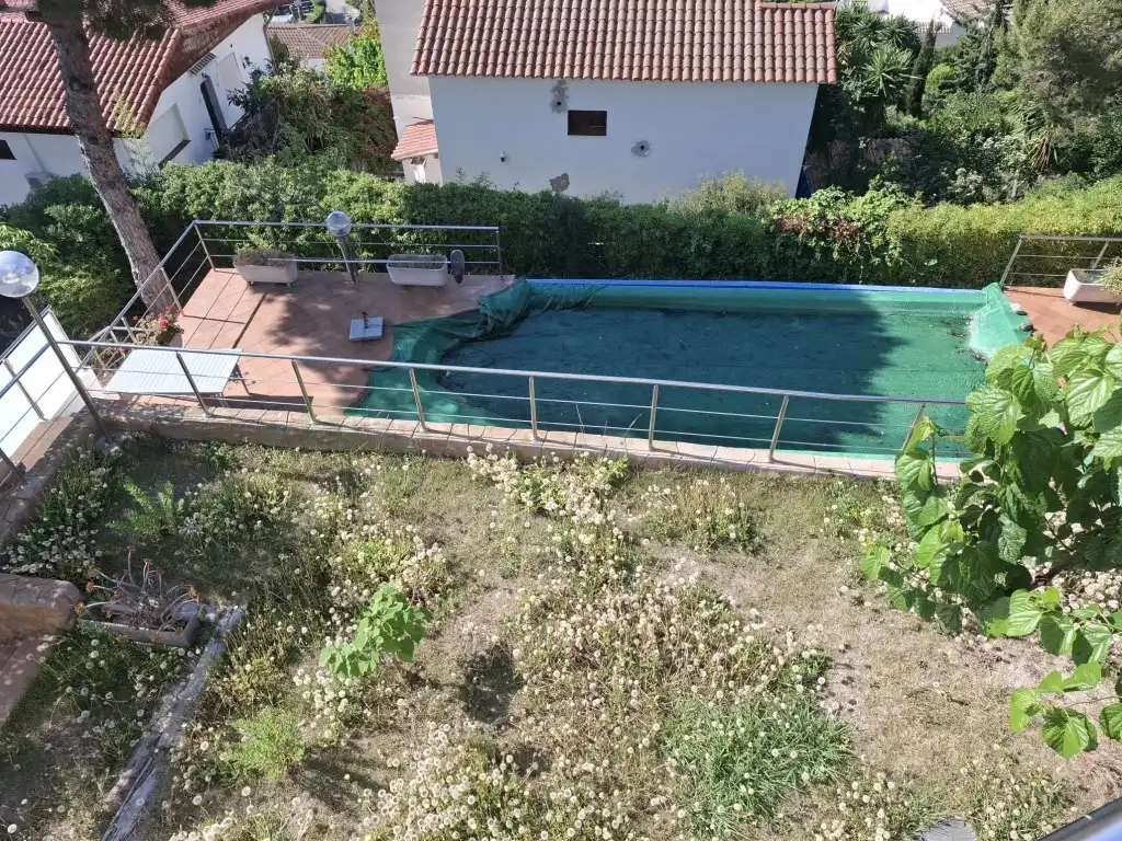 Schwimmbecken von Haus oder Chalet zum Verkauf in Santa Susanna