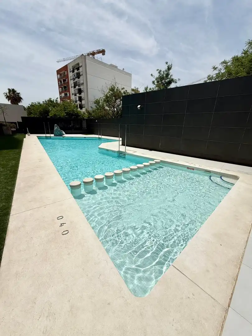 Piso con balcón en alquiler en JOSE ROCA COLL