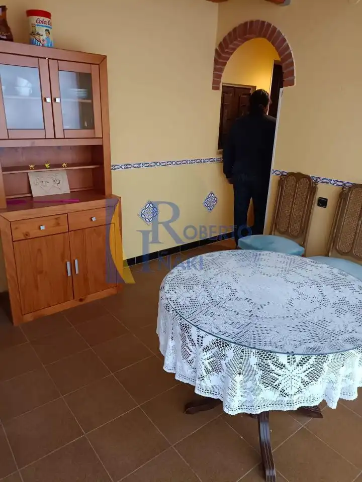 Dormitori de Casa adosada en venda en Cubillas de los Oteros amb Calefacció i Jardí privat