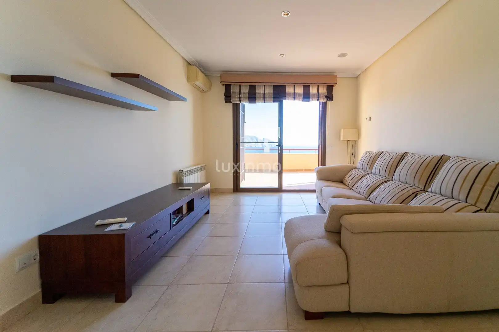 Sala d'estar de Casa o xalet en venda en Altea amb Aire condicionat, Calefacció i Jardí privat