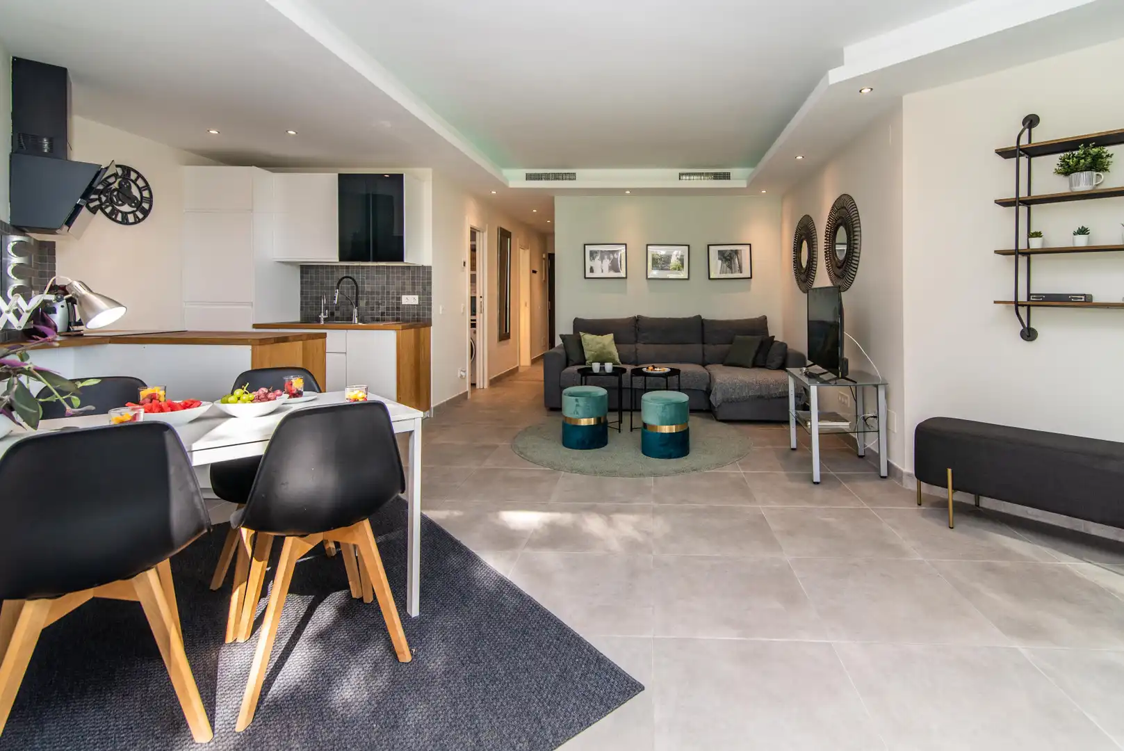Sala de estar de Apartamento de alquiler en Marbella con Aire acondicionado, Calefacción y Terraza