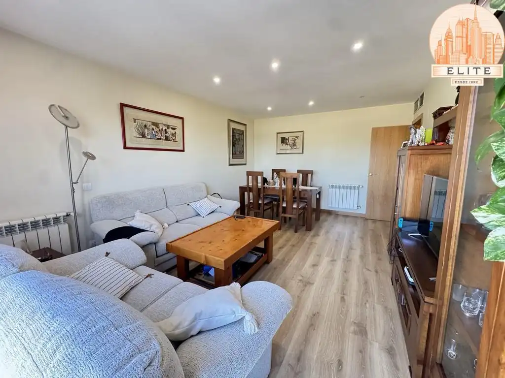 Sala de estar de Piso en venta en Madrid con Aire acondicionado, Calefacción y Trastero