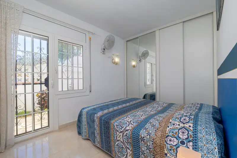 Bedroom of Houses for sale in Empuriabrava  with Air Conditioner, Heating and Private garden