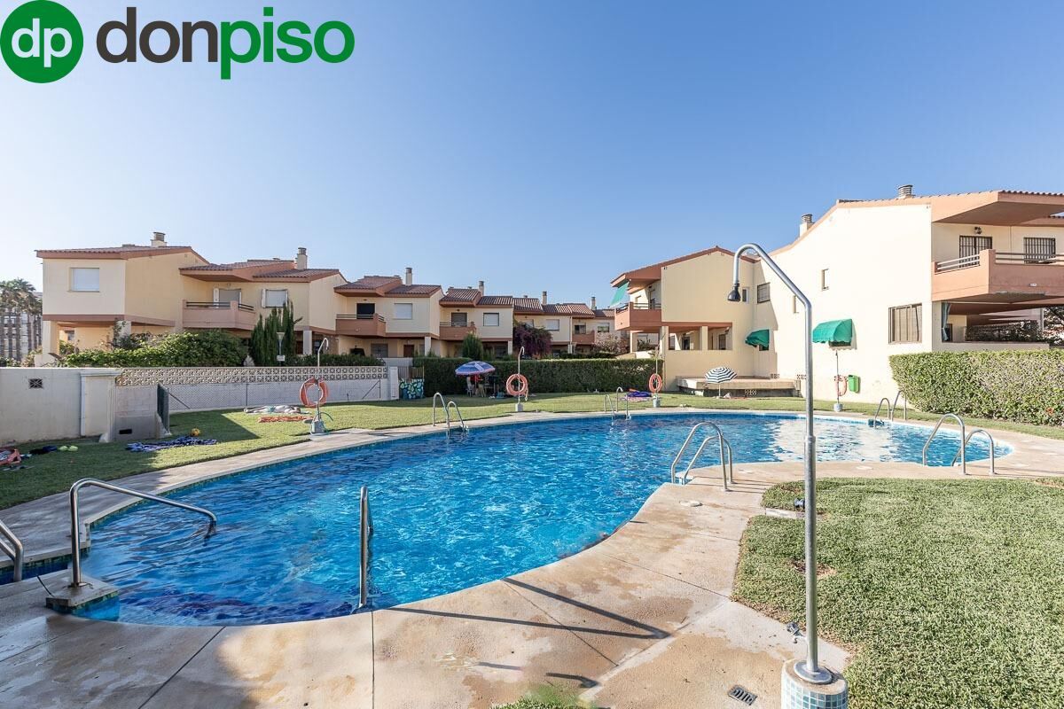 Swimming pool of Single-family semi-detached for sale in Salobreña  with Private garden, Parquet flooring and Terrace