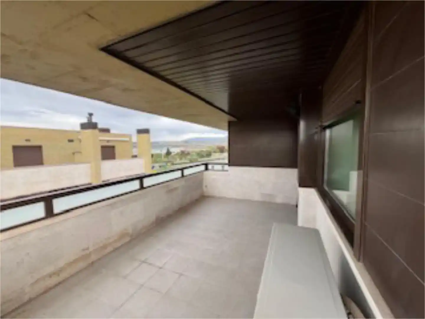 Terrassa de Pis en venda en Lardero amb Aire condicionat, Parquet i Traster
