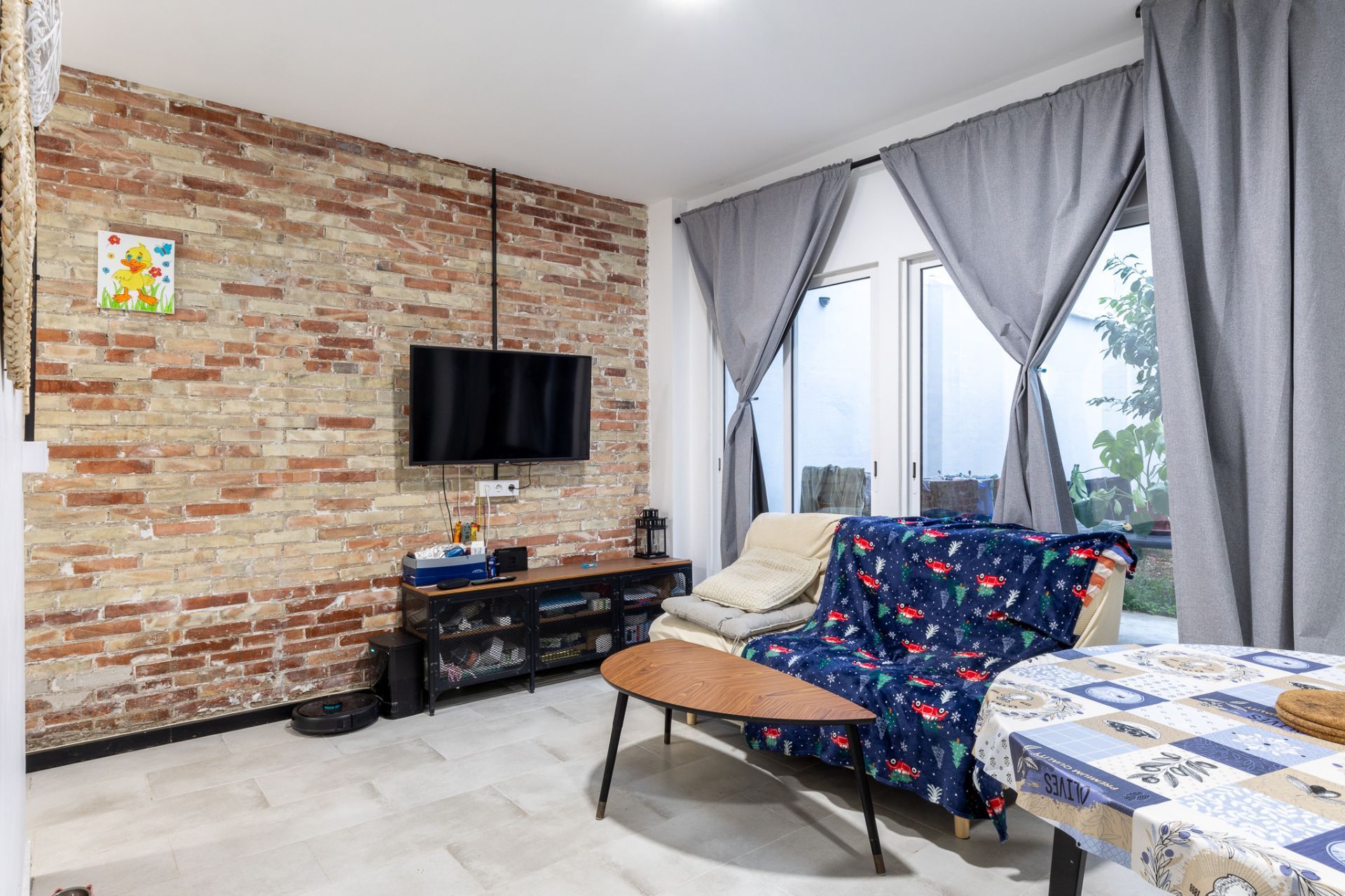 Sala d'estar de Pis en venda en Torrent amb Aire condicionat, Calefacció i Jardí privat