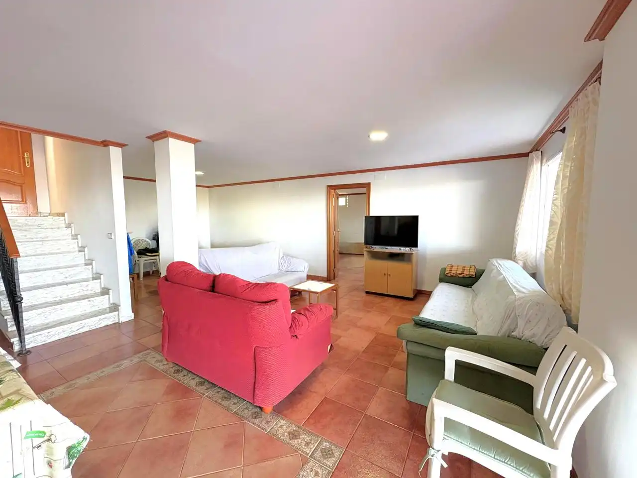Sala de estar de Casa o chalet en venta en Chiva con Aire acondicionado, Jardín privado y Terraza