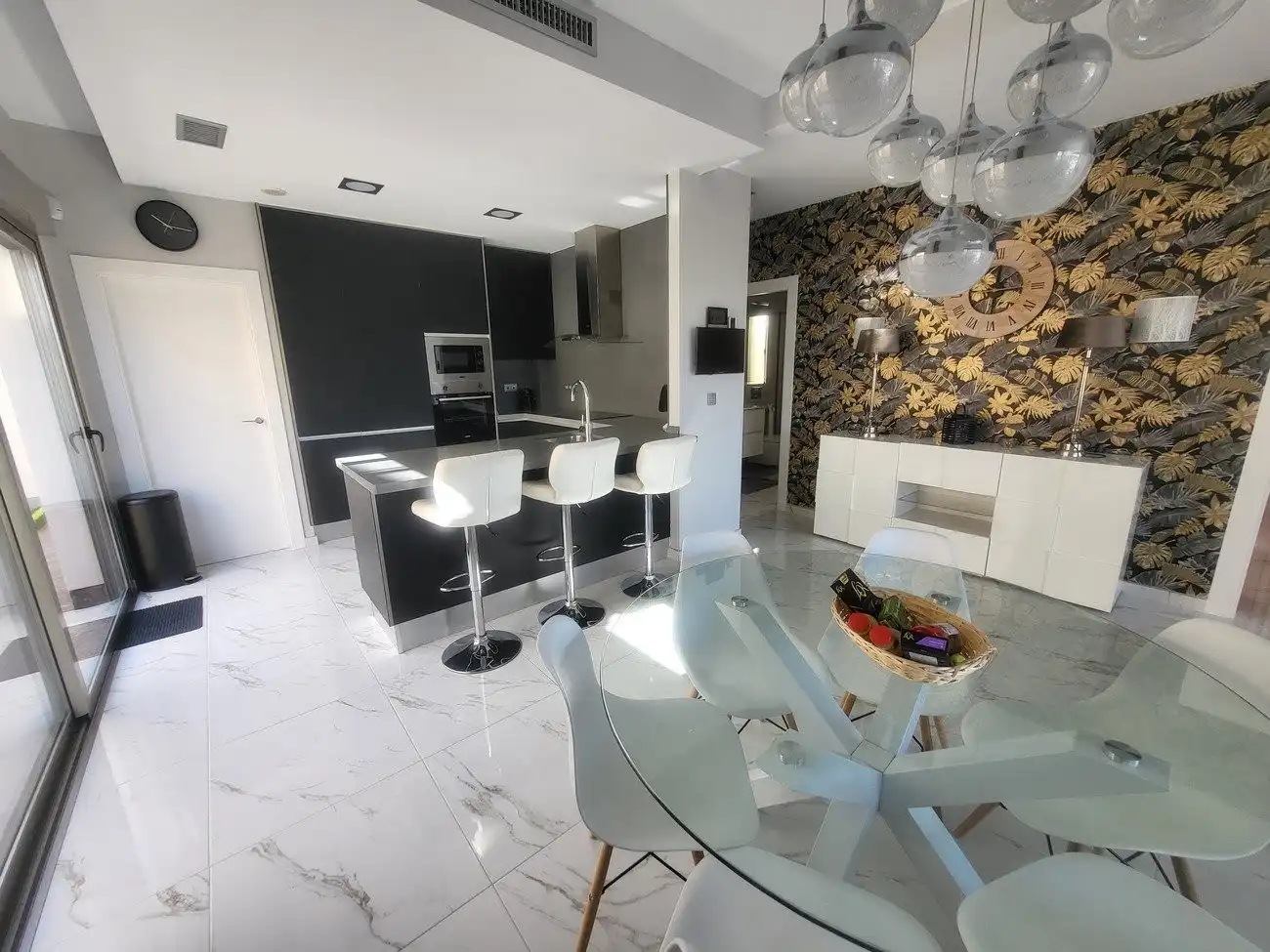 Cuina de Casa o xalet en venda en Orihuela amb Calefacció, Jardí privat i Piscina