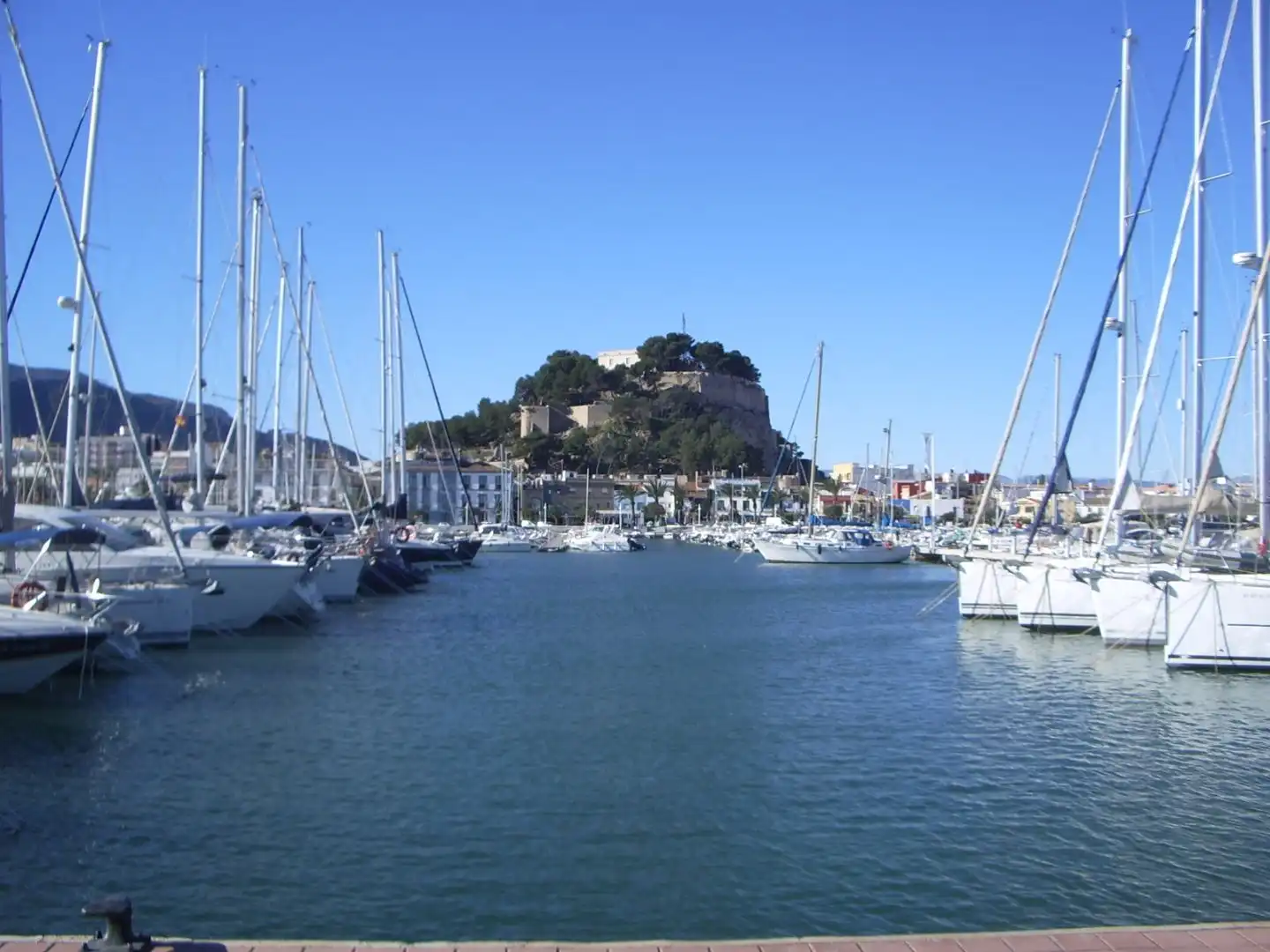 Exterior view of Commercial properties for rent in Dénia  with Terrace