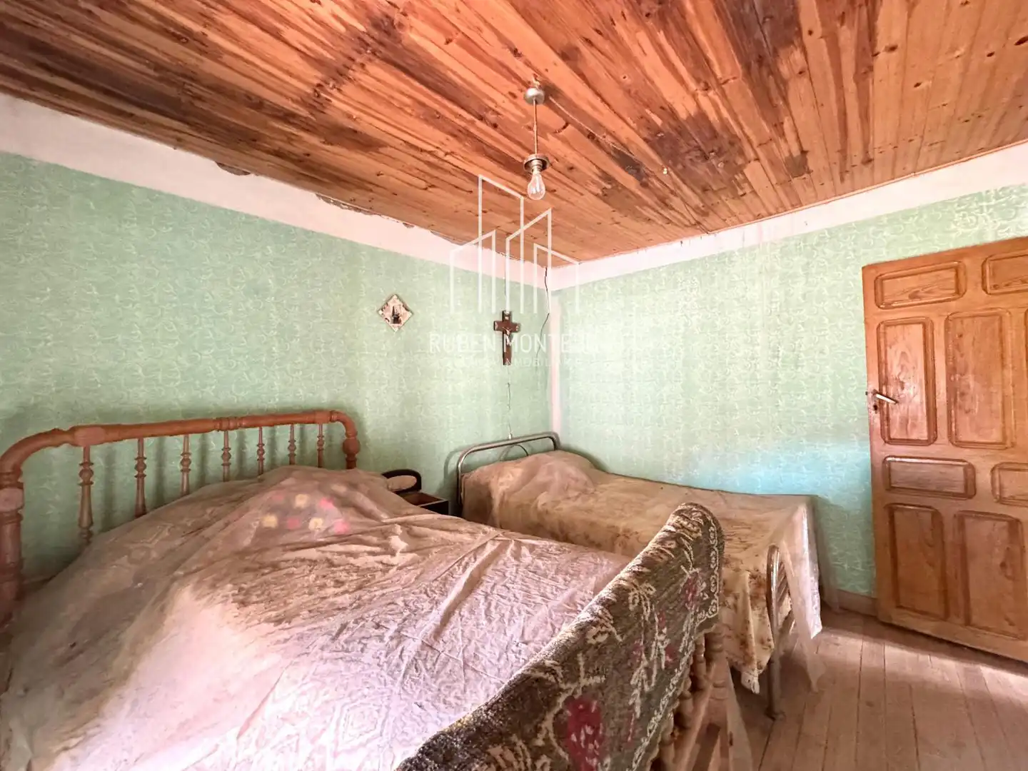 Dormitori de Casa o xalet en venda en Calzada de Valdunciel amb Terrassa