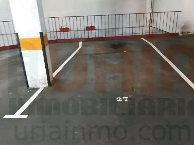 Aparcament de Pis en venda en Siero amb Calefacció i Parquet