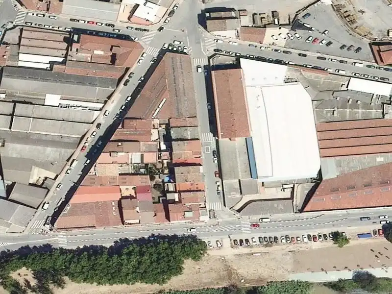 Piso en venta en Calle Folch I Torres 8