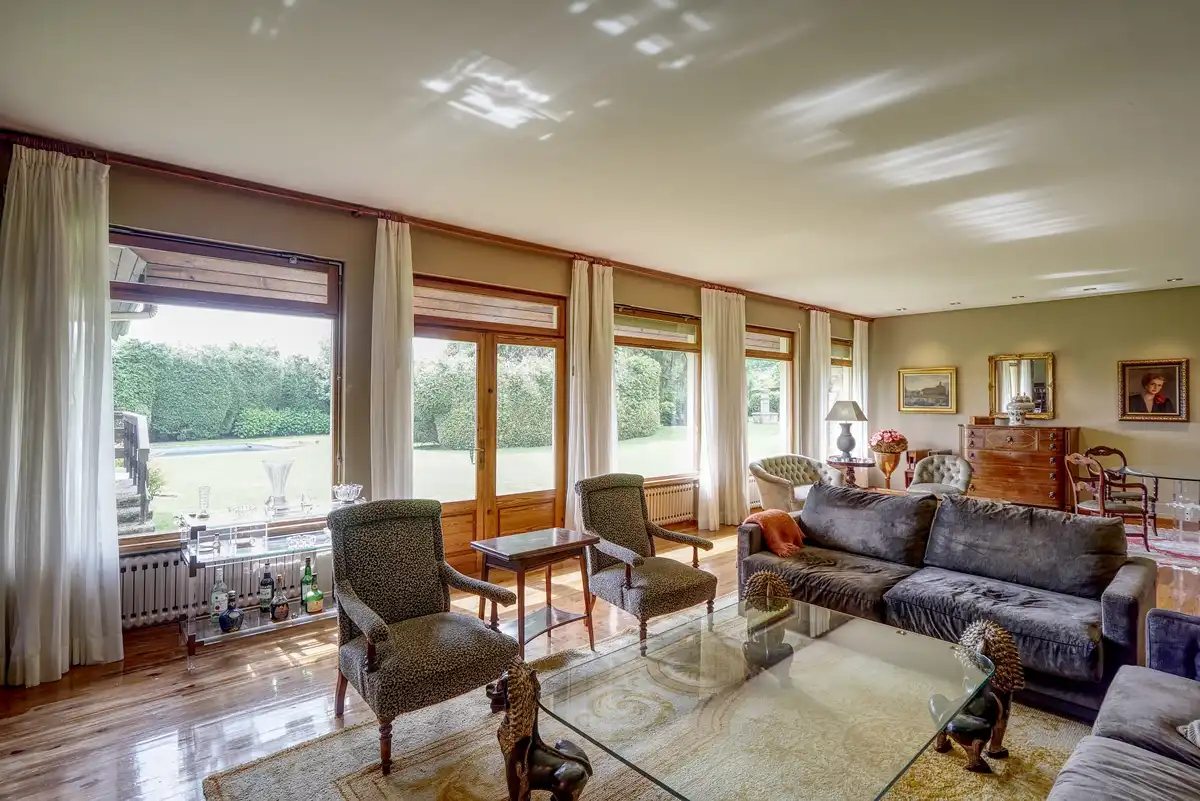 Sala d'estar de Casa o xalet en venda en Sada (A Coruña) amb Calefacció, Jardí privat i Parquet